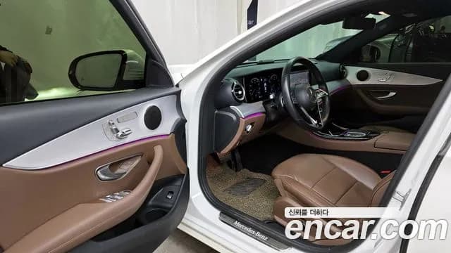 2021 Mercedes-Benz E-Class W213 E250 Avantgarde Sold VIN W1KZF4FBXMA929205 – interior seats 2021 Mercedes-Benz E-Class W213 E250 Avantgarde Sold VIN W1KZF4FBXMA929205 – interior seats