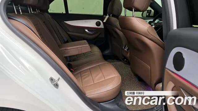 2021 Mercedes-Benz E-Class W213 E250 Avantgarde Sold VIN W1KZF4FBXMA929205 – photo 19 2021 Mercedes-Benz E-Class W213 E250 Avantgarde Sold VIN W1KZF4FBXMA929205 – photo 19