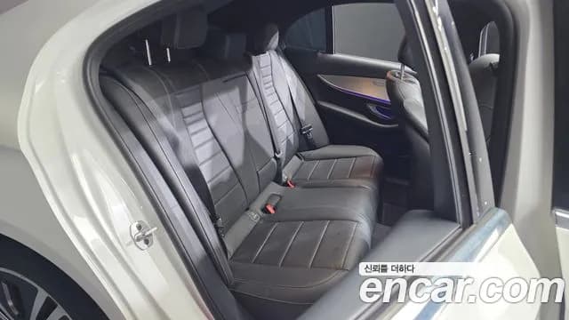2021 Mercedes-Benz E-Class W213 E250 Avantgarde Sold VIN W1KZF4FBXMA943654 – undercarriage 2021 Mercedes-Benz E-Class W213 E250 Avantgarde Sold VIN W1KZF4FBXMA943654 – undercarriage