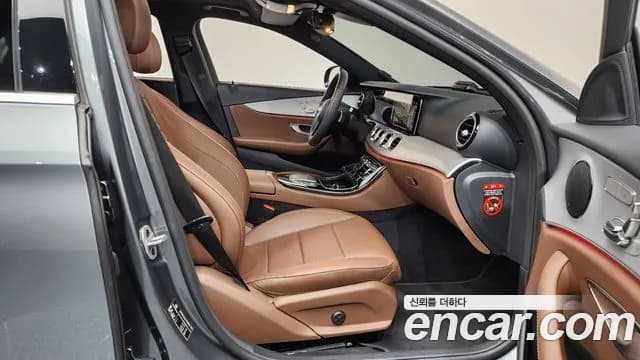 2021 Mercedes-Benz E-Class W213 E250 Avantgarde Sold VIN W1KZF4FBXMA974709 – rear exterior 2021 Mercedes-Benz E-Class W213 E250 Avantgarde Sold VIN W1KZF4FBXMA974709 – rear exterior