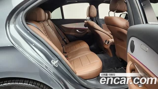 2021 Mercedes-Benz E-Class W213 E250 Avantgarde Sold VIN W1KZF4FBXMA974709 – photo 27 2021 Mercedes-Benz E-Class W213 E250 Avantgarde Sold VIN W1KZF4FBXMA974709 – photo 27