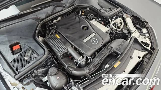 2021 Mercedes-Benz E-Class W213 E250 Avantgarde Sold VIN W1KZF4FBXMA974709 – photo 32 2021 Mercedes-Benz E-Class W213 E250 Avantgarde Sold VIN W1KZF4FBXMA974709 – photo 32