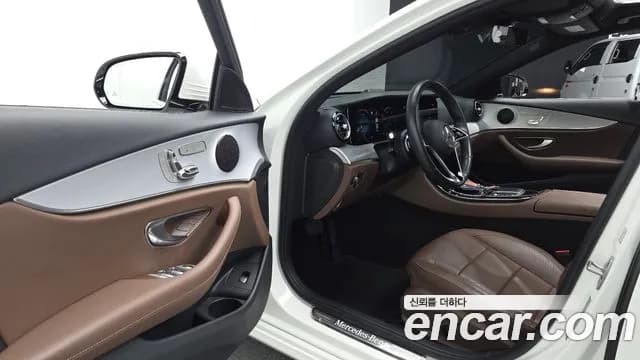 2021 Mercedes-Benz E-Class W213 E250 Avantgarde Sold VIN W1KZF4FBXMA988206 – photo 18 2021 Mercedes-Benz E-Class W213 E250 Avantgarde Sold VIN W1KZF4FBXMA988206 – photo 18