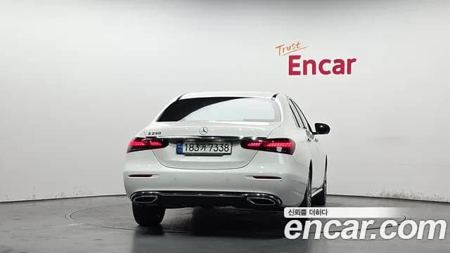 2021 Mercedes-Benz E-Class W213 E250 Avantgarde Sold VIN W1KZF4FBXMA988206 – photo 25 2021 Mercedes-Benz E-Class W213 E250 Avantgarde Sold VIN W1KZF4FBXMA988206 – photo 25