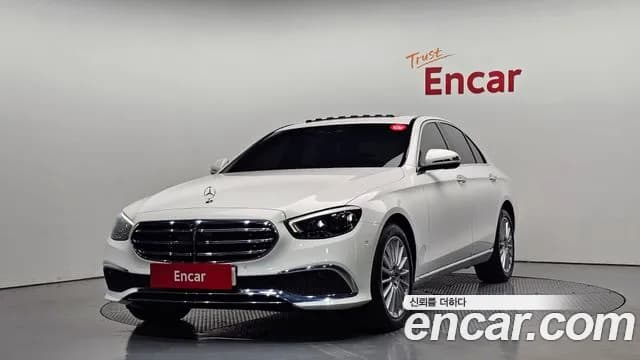 2023 Mercedes-Benz E-Class W213 E250 Exclusive Sold VIN W1KZF4FBXPB118051 – trunk area 2023 Mercedes-Benz E-Class W213 E250 Exclusive Sold VIN W1KZF4FBXPB118051 – trunk area