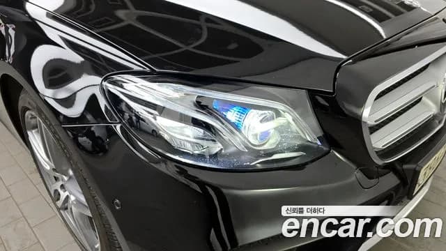 2020 Mercedes-Benz E-Class W213 E300 4MATIC AMG Line Sold VIN W1KZF4KB5LA842235 – photo 13 2020 Mercedes-Benz E-Class W213 E300 4MATIC AMG Line Sold VIN W1KZF4KB5LA842235 – photo 13