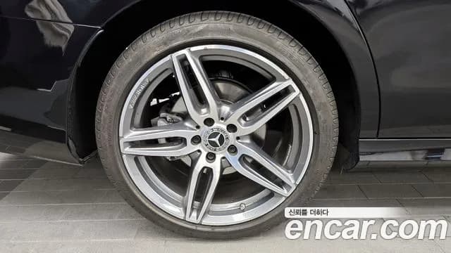 2020 Mercedes-Benz E-Class W213 E300 4MATIC AMG Line Sold VIN W1KZF4KB5LA842235 – photo 24 2020 Mercedes-Benz E-Class W213 E300 4MATIC AMG Line Sold VIN W1KZF4KB5LA842235 – photo 24