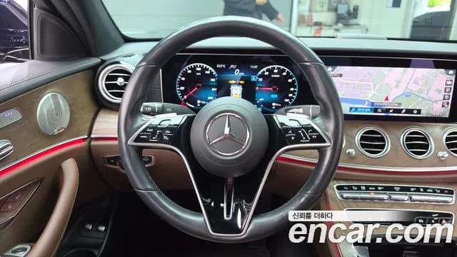 2021 Mercedes-Benz E-Class W213 E300e 4MATIC Exclusive Sold VIN W1KZF5EB0MA988657 – exterior detail 2021 Mercedes-Benz E-Class W213 E300e 4MATIC Exclusive Sold VIN W1KZF5EB0MA988657 – exterior detail