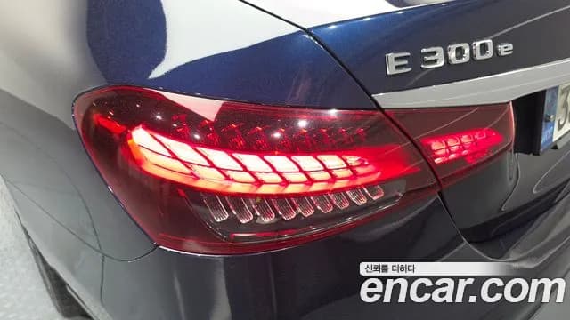 2021 Mercedes-Benz E-Class W213 E300e 4MATIC Exclusive Sold VIN W1KZF5EB0MA988657 – photo 31 2021 Mercedes-Benz E-Class W213 E300e 4MATIC Exclusive Sold VIN W1KZF5EB0MA988657 – photo 31