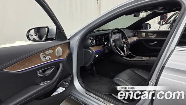 2021 Mercedes-Benz E-Class W213 E300e 4MATIC Exclusive Sold VIN W1KZF5EB2MA984433 – photo 15 2021 Mercedes-Benz E-Class W213 E300e 4MATIC Exclusive Sold VIN W1KZF5EB2MA984433 – photo 15