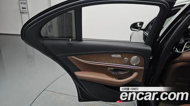 2021 Mercedes-Benz E-Class W213 E300e 4MATIC Exclusive Sold VIN W1KZF5EB3MA947486 – photo 29 2021 Mercedes-Benz E-Class W213 E300e 4MATIC Exclusive Sold VIN W1KZF5EB3MA947486 – photo 29