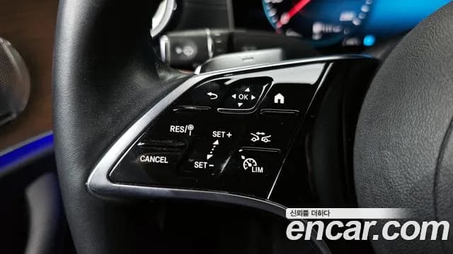 2021 Mercedes-Benz E-Class W213 E300e 4MATIC Exclusive Sold VIN W1KZF5EB4MA955631 – trunk area 2021 Mercedes-Benz E-Class W213 E300e 4MATIC Exclusive Sold VIN W1KZF5EB4MA955631 – trunk area