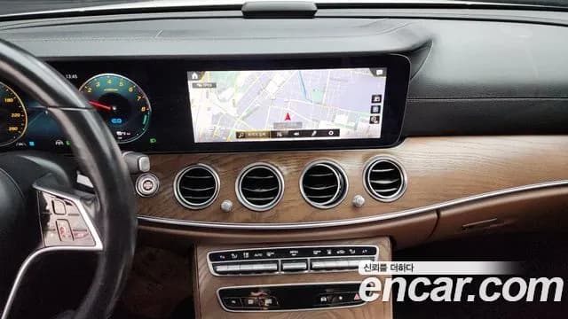 2021 Mercedes-Benz E-Class W213 E300e 4MATIC Exclusive Sold VIN W1KZF5EB9MA881719 – dashboard 2021 Mercedes-Benz E-Class W213 E300e 4MATIC Exclusive Sold VIN W1KZF5EB9MA881719 – dashboard