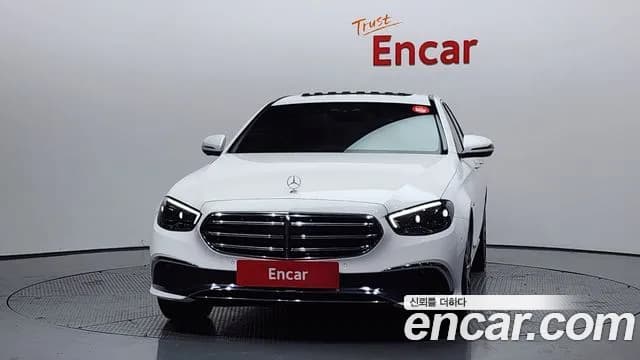 2021 Mercedes-Benz E-Class W213 E300e 4MATIC Exclusive Sold VIN W1KZF5EB9MA881719 – exterior detail 2021 Mercedes-Benz E-Class W213 E300e 4MATIC Exclusive Sold VIN W1KZF5EB9MA881719 – exterior detail