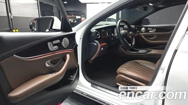 2021 Mercedes-Benz E-Class W213 E450 4MATIC Exclusive Sold VIN W1KZF5KB4MB000522 – interior seats 2021 Mercedes-Benz E-Class W213 E450 4MATIC Exclusive Sold VIN W1KZF5KB4MB000522 – interior seats