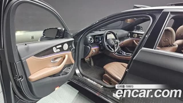 2023 Mercedes-Benz E-Class W213 E450 4MATIC Exclusive Sold VIN W1KZF5KB5PB143919 – exterior detail 2023 Mercedes-Benz E-Class W213 E450 4MATIC Exclusive Sold VIN W1KZF5KB5PB143919 – exterior detail