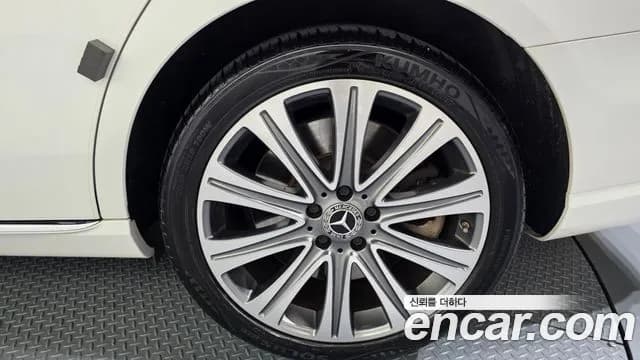 2021 Mercedes-Benz E-Class W213 E450 4MATIC Exclusive Sold VIN W1KZF5KB8MA933409 – photo 14 2021 Mercedes-Benz E-Class W213 E450 4MATIC Exclusive Sold VIN W1KZF5KB8MA933409 – photo 14