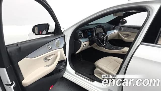 2021 Mercedes-Benz E-Class W213 E350 4MATIC Avantgarde Sold VIN W1KZF8GB0MA993016 – front exterior 2021 Mercedes-Benz E-Class W213 E350 4MATIC Avantgarde Sold VIN W1KZF8GB0MA993016 – front exterior