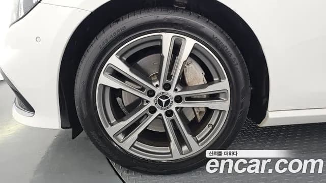 2022 Mercedes-Benz E-Class W213 E350 4MATIC Avantgarde Sold VIN W1KZF8GB0NB047624 – odometer reading 2022 Mercedes-Benz E-Class W213 E350 4MATIC Avantgarde Sold VIN W1KZF8GB0NB047624 – odometer reading