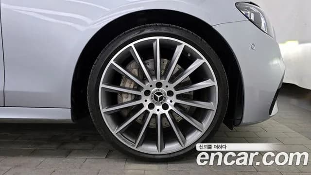 2021 Mercedes-Benz E-Class W213 E350 4MATIC AMG Line Edition Sold VIN W1KZF8GB1MA867246 – front exterior 2021 Mercedes-Benz E-Class W213 E350 4MATIC AMG Line Edition Sold VIN W1KZF8GB1MA867246 – front exterior