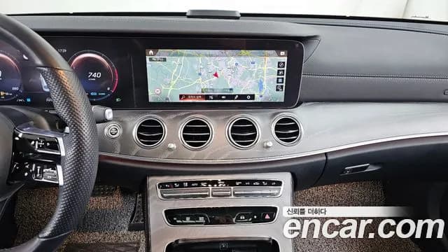 2022 Mercedes-Benz E-Class W213 E350 4MATIC AMG Line Sold VIN W1KZF8GB1NB072032 – exterior detail 2022 Mercedes-Benz E-Class W213 E350 4MATIC AMG Line Sold VIN W1KZF8GB1NB072032 – exterior detail