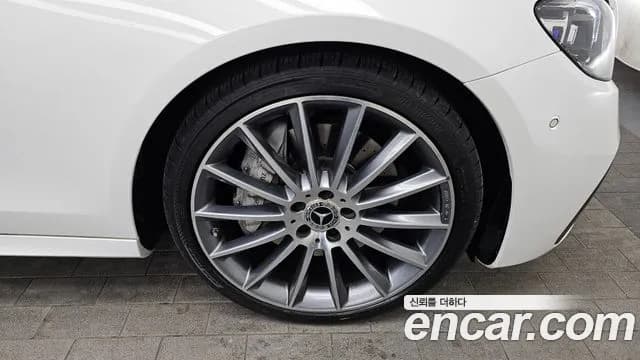 2022 Mercedes-Benz E-Class W213 E350 4MATIC AMG Line Sold VIN W1KZF8GB1NB072032 – photo 20 2022 Mercedes-Benz E-Class W213 E350 4MATIC AMG Line Sold VIN W1KZF8GB1NB072032 – photo 20