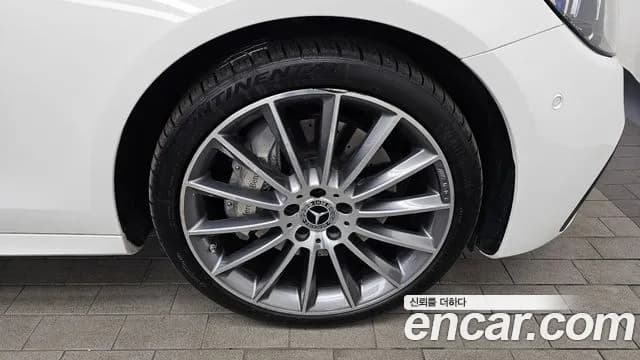 2022 Mercedes-Benz E-Class W213 E350 4MATIC AMG Line Sold VIN W1KZF8GB2NB007299 – undercarriage 2022 Mercedes-Benz E-Class W213 E350 4MATIC AMG Line Sold VIN W1KZF8GB2NB007299 – undercarriage