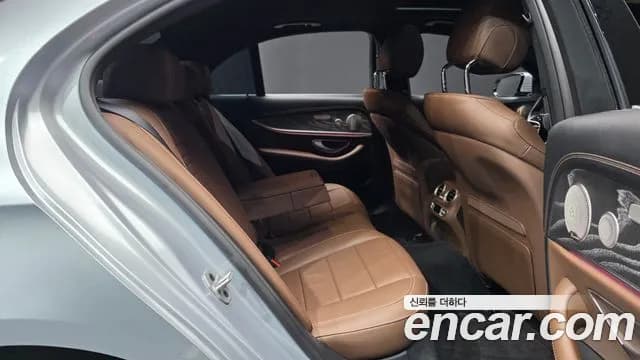 2022 Mercedes-Benz E-Class W213 E350 4MATIC Avantgarde Sold VIN W1KZF8GB2NB024510 – exterior detail 2022 Mercedes-Benz E-Class W213 E350 4MATIC Avantgarde Sold VIN W1KZF8GB2NB024510 – exterior detail