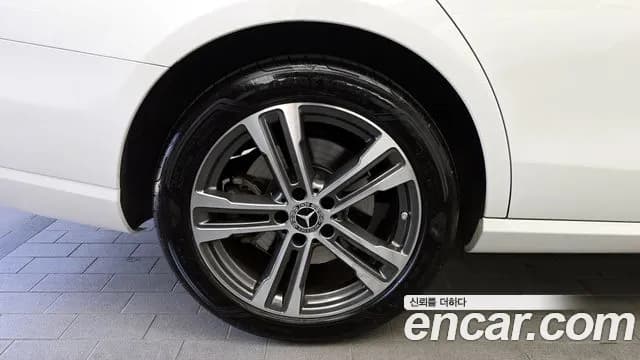 2022 Mercedes-Benz E-Class W213 E350 4MATIC Avantgarde Sold VIN W1KZF8GB2NB039038 – odometer reading 2022 Mercedes-Benz E-Class W213 E350 4MATIC Avantgarde Sold VIN W1KZF8GB2NB039038 – odometer reading