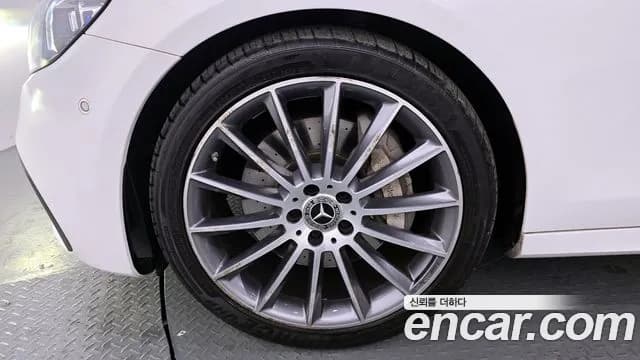 2021 Mercedes-Benz E-Class W213 E350 4MATIC AMG Line Sold VIN W1KZF8GB3MA959720 – photo 13 2021 Mercedes-Benz E-Class W213 E350 4MATIC AMG Line Sold VIN W1KZF8GB3MA959720 – photo 13