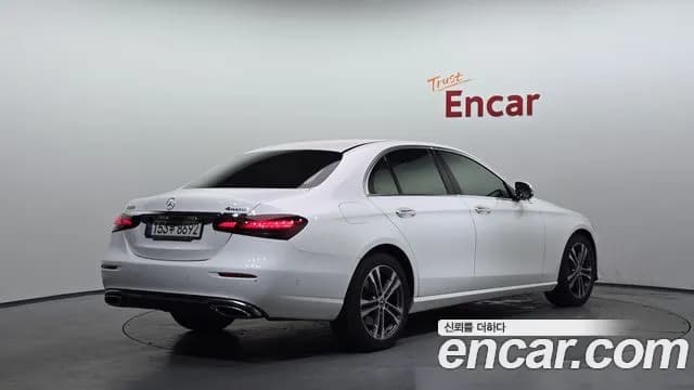 2021 Mercedes-Benz E-Class W213 E350 4MATIC Avantgarde Sold VIN W1KZF8GB4MA916780 – photo 17 2021 Mercedes-Benz E-Class W213 E350 4MATIC Avantgarde Sold VIN W1KZF8GB4MA916780 – photo 17