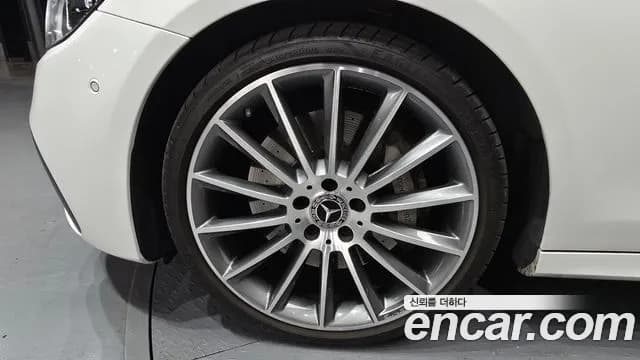 2022 Mercedes-Benz E-Class W213 E350 4MATIC AMG Line Sold VIN W1KZF8GB4NB096292 – front exterior 2022 Mercedes-Benz E-Class W213 E350 4MATIC AMG Line Sold VIN W1KZF8GB4NB096292 – front exterior