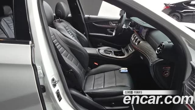 2022 Mercedes-Benz E-Class W213 E350 4MATIC AMG Line Sold VIN W1KZF8GB4NB096292 – photo 19 2022 Mercedes-Benz E-Class W213 E350 4MATIC AMG Line Sold VIN W1KZF8GB4NB096292 – photo 19
