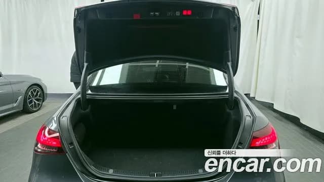 2023 Mercedes-Benz E-Class W213 E350 4MATIC Exclusive Sold VIN W1KZF8GB4PB113353 – exterior detail 2023 Mercedes-Benz E-Class W213 E350 4MATIC Exclusive Sold VIN W1KZF8GB4PB113353 – exterior detail