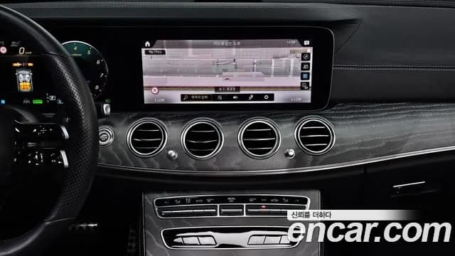 2021 Mercedes-Benz E-Class W213 E350 4MATIC AMG Line Sold VIN W1KZF8GB6MA911189 – front exterior 2021 Mercedes-Benz E-Class W213 E350 4MATIC AMG Line Sold VIN W1KZF8GB6MA911189 – front exterior