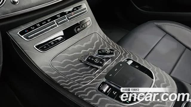 2021 Mercedes-Benz E-Class W213 E350 4MATIC AMG Line Sold VIN W1KZF8GB6MA911189 – rear exterior 2021 Mercedes-Benz E-Class W213 E350 4MATIC AMG Line Sold VIN W1KZF8GB6MA911189 – rear exterior