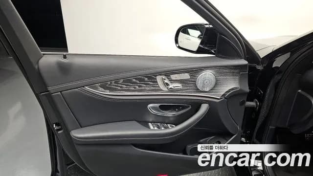 2021 Mercedes-Benz E-Class W213 E350 4MATIC AMG Line Sold VIN W1KZF8GB6MA911189 – photo 18 2021 Mercedes-Benz E-Class W213 E350 4MATIC AMG Line Sold VIN W1KZF8GB6MA911189 – photo 18