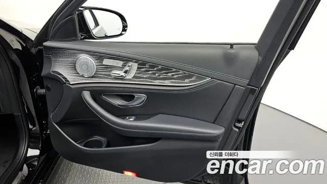 2021 Mercedes-Benz E-Class W213 E350 4MATIC AMG Line Sold VIN W1KZF8GB6MA911189 – photo 27 2021 Mercedes-Benz E-Class W213 E350 4MATIC AMG Line Sold VIN W1KZF8GB6MA911189 – photo 27