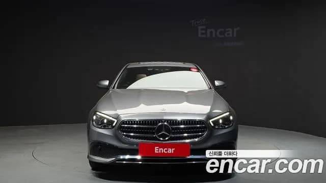 2021 Mercedes-Benz E-Class W213 E350 4MATIC Avantgarde Sold VIN W1KZF8GB8MA925580 – exterior detail 2021 Mercedes-Benz E-Class W213 E350 4MATIC Avantgarde Sold VIN W1KZF8GB8MA925580 – exterior detail