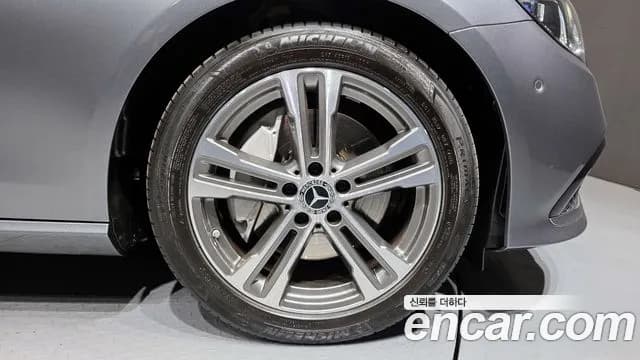 2021 Mercedes-Benz E-Class W213 E350 4MATIC Avantgarde Sold VIN W1KZF8GB8MA925580 – odometer reading 2021 Mercedes-Benz E-Class W213 E350 4MATIC Avantgarde Sold VIN W1KZF8GB8MA925580 – odometer reading