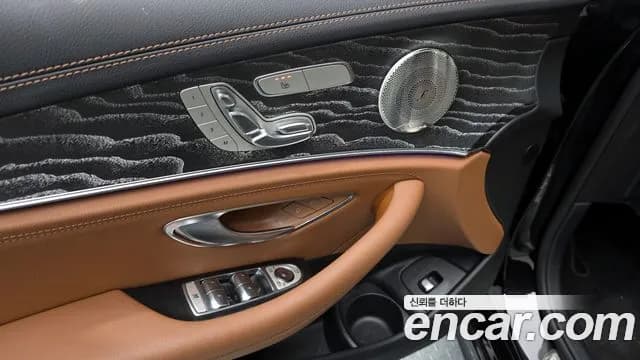 2021 Mercedes-Benz E-Class W213 E350 4MATIC AMG Line Sold VIN W1KZF8GB8MA961835 – interior seats 2021 Mercedes-Benz E-Class W213 E350 4MATIC AMG Line Sold VIN W1KZF8GB8MA961835 – interior seats