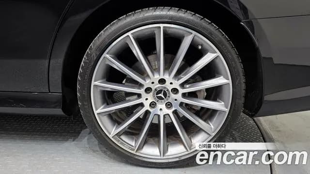 2021 Mercedes-Benz E-Class W213 E350 4MATIC AMG Line Sold VIN W1KZF8GB8MA961835 – photo 12 2021 Mercedes-Benz E-Class W213 E350 4MATIC AMG Line Sold VIN W1KZF8GB8MA961835 – photo 12