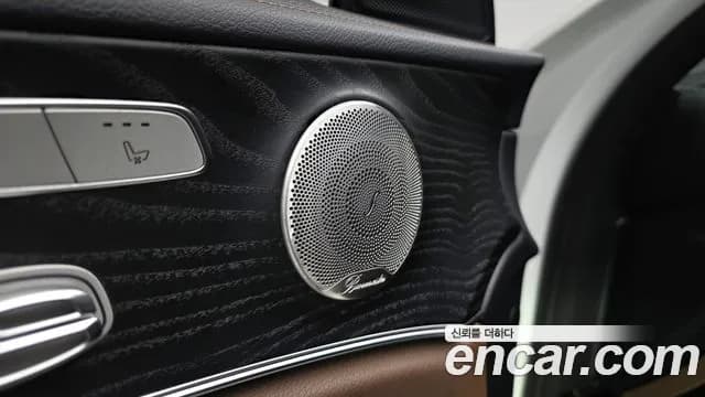 2021 Mercedes-Benz E-Class W213 E350 4MATIC Avantgarde Sold VIN W1KZF8GB8MA988548 – exterior detail 2021 Mercedes-Benz E-Class W213 E350 4MATIC Avantgarde Sold VIN W1KZF8GB8MA988548 – exterior detail