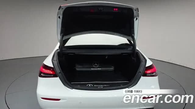 2021 Mercedes-Benz E-Class W213 E350 4MATIC Avantgarde Sold VIN W1KZF8GB8MA988548 – photo 14 2021 Mercedes-Benz E-Class W213 E350 4MATIC Avantgarde Sold VIN W1KZF8GB8MA988548 – photo 14