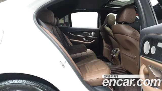 2021 Mercedes-Benz E-Class W213 E350 4MATIC Avantgarde Sold VIN W1KZF8GB8MA988548 – photo 17 2021 Mercedes-Benz E-Class W213 E350 4MATIC Avantgarde Sold VIN W1KZF8GB8MA988548 – photo 17