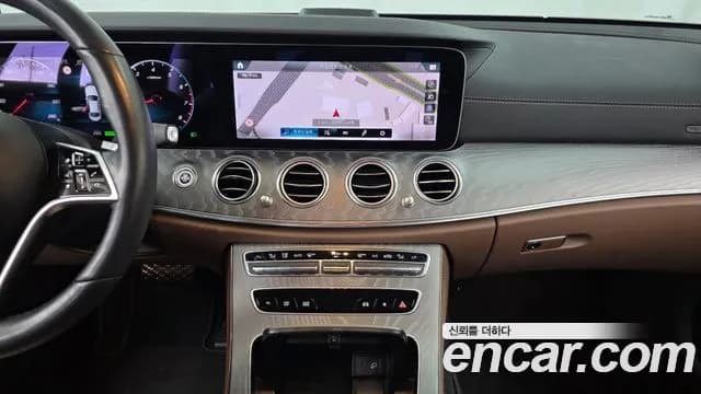 2022 Mercedes-Benz E-Class W213 E350 4MATIC Avantgarde Sold VIN W1KZF8GB8NB059214 – side profile 2022 Mercedes-Benz E-Class W213 E350 4MATIC Avantgarde Sold VIN W1KZF8GB8NB059214 – side profile