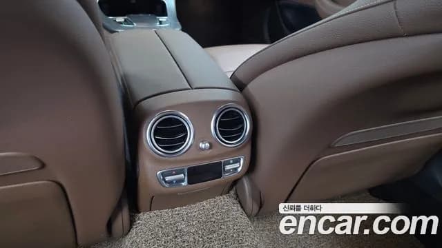 2022 Mercedes-Benz E-Class W213 E350 4MATIC Avantgarde Sold VIN W1KZF8GB8NB059214 – exterior detail 2022 Mercedes-Benz E-Class W213 E350 4MATIC Avantgarde Sold VIN W1KZF8GB8NB059214 – exterior detail
