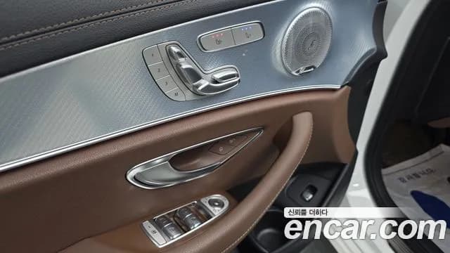 2021 Mercedes-Benz E-Class W213 E350 4MATIC Avantgarde Sold VIN W1KZF8GB9MA918279 – photo 12 2021 Mercedes-Benz E-Class W213 E350 4MATIC Avantgarde Sold VIN W1KZF8GB9MA918279 – photo 12