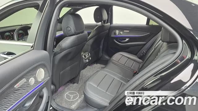 2021 Mercedes-Benz E-Class W213 E350 4MATIC AMG Line Sold VIN W1KZF8GBXMA957737 – interior seats 2021 Mercedes-Benz E-Class W213 E350 4MATIC AMG Line Sold VIN W1KZF8GBXMA957737 – interior seats