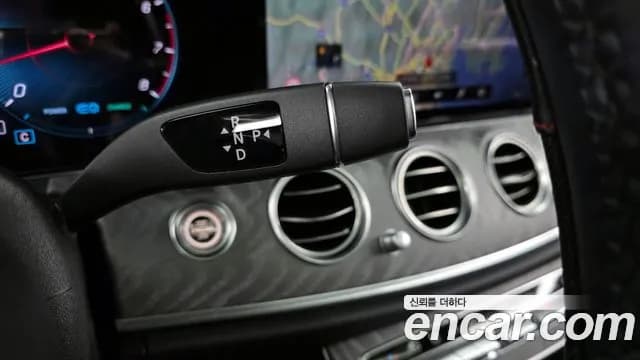 2023 Mercedes-Benz E-Class W213 E350 4MATIC Exclusive Sold VIN W1KZF8GBXPB113406 – exterior detail 2023 Mercedes-Benz E-Class W213 E350 4MATIC Exclusive Sold VIN W1KZF8GBXPB113406 – exterior detail